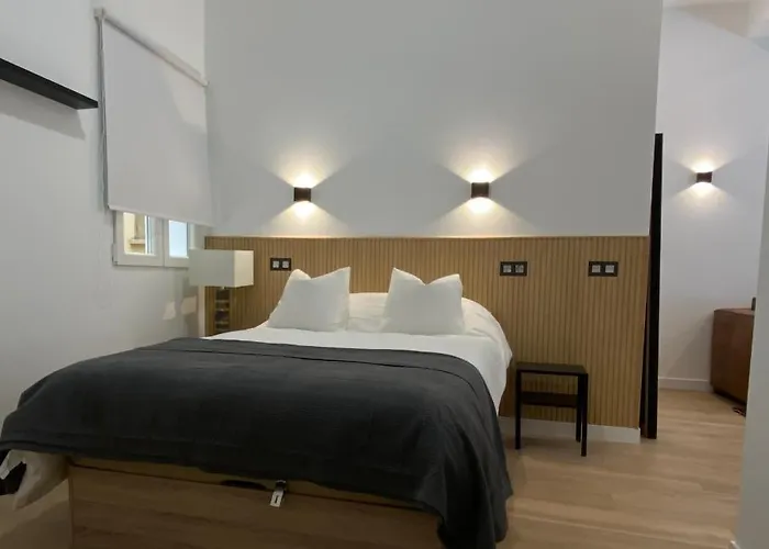 Auditorio/Bernabeu Apartment1